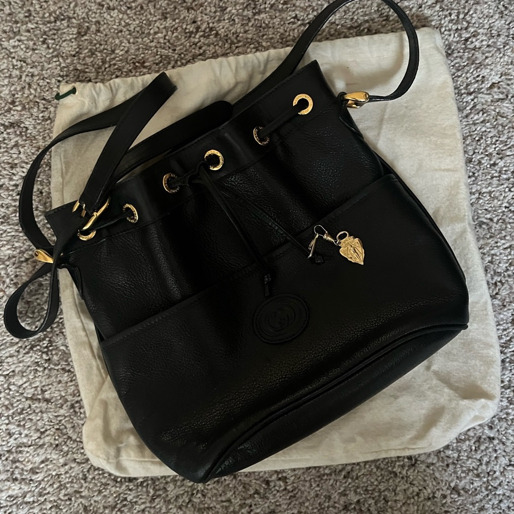 Vintage authentic Gucci Black Leather Women's Bag